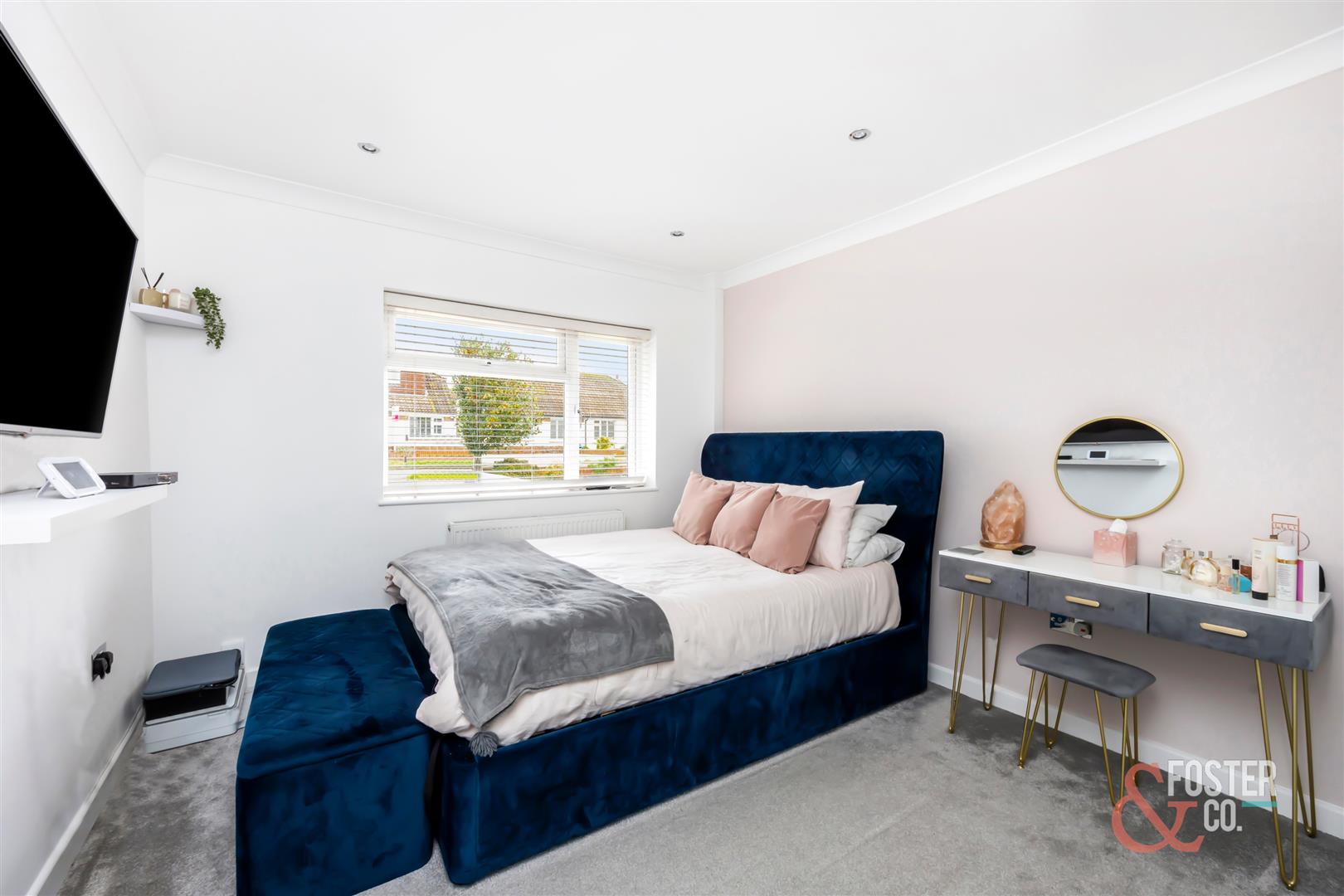 Franklin Road, ShorehamBySea Foster & Co.